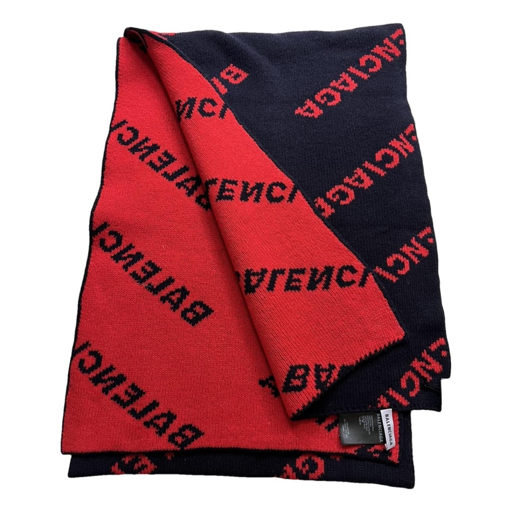 Balenciaga
Allover Logo Macro scarf NWT - one size